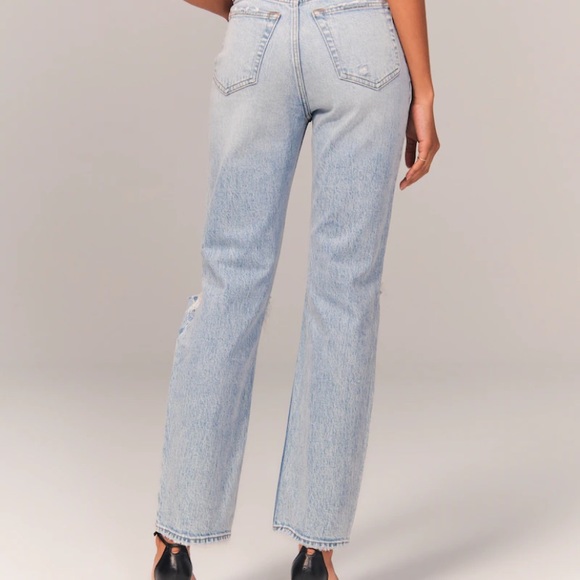 NWT ABERCROMBIE AND FITCH DAD JEANS - Picture 3 of 3